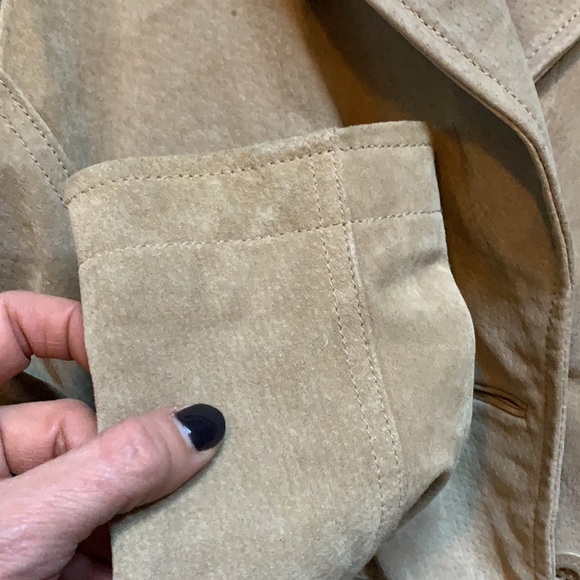 Women’s Suede Jacket - Picture 5 of 9